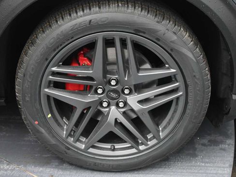 New 2026 Ford Explorer ST image 10