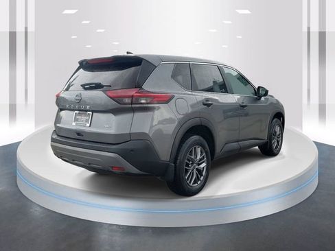 Used 2023 Nissan Rogue S image 4