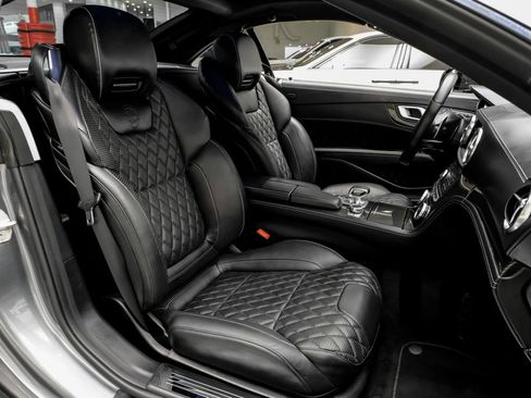 Used 2017 Mercedes-Benz SL 65 AMG image 32