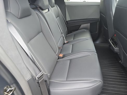 Used 2024 Tesla Cybertruck AWD Crew Cab image 19