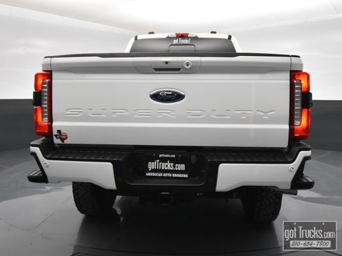 Used 2024 Ford F250 Lariat w/ Sport Appearance Package image 6