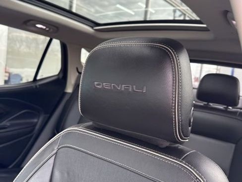 Used 2019 GMC Terrain Denali w/ Driver Alert Package II AWD/4WD image 19