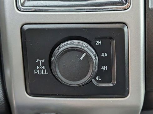 Used 2019 Ford F150 Lariat image 18