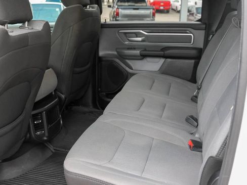 Used 2022 RAM 1500 Big Horn AWD/4WD image 12