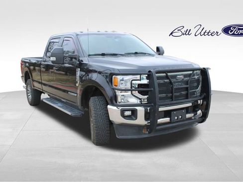 Used 2020 Ford F250 Lariat w/ Lariat Ultimate Package image 3
