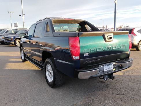 Used 2005 Chevrolet Avalanche LS w/ Avalanche South-West Package image 7