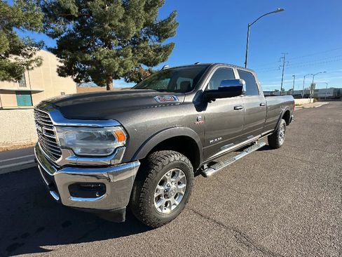 Used 2019 RAM 3500 Laramie image 19
