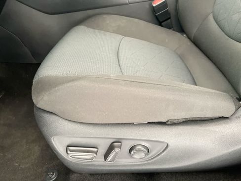 Certified 2025 Toyota RAV4 XLE AWD/4WD image 12