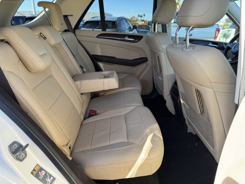 Used 2018 Mercedes-Benz GLE 350 image 34