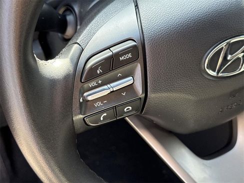 Used 2020 Hyundai Kona SEL image 30