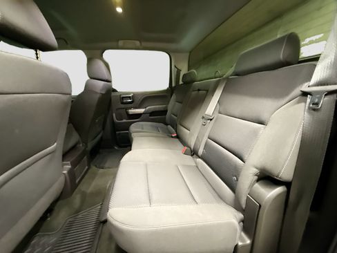 Used 2018 Chevrolet Silverado 1500 LT w/ LT Eassist Package AWD/4WD image 26