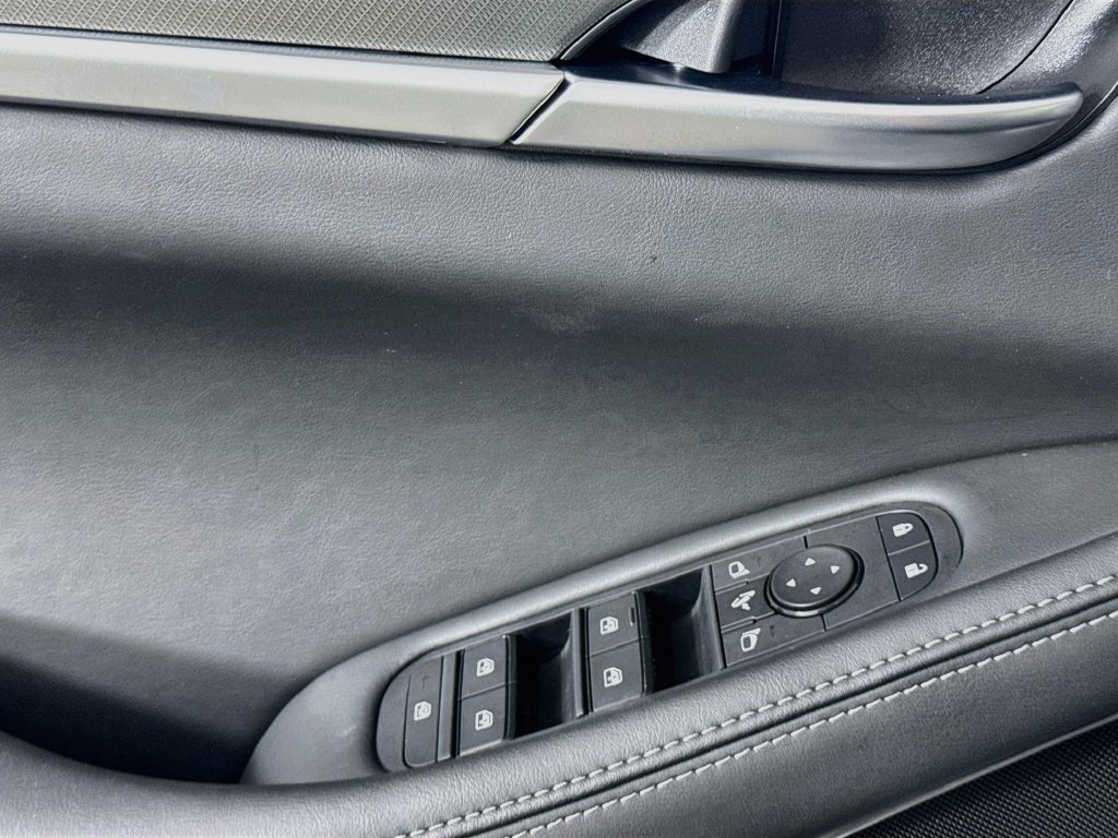 Certified 2027 INFINITI QX60 Luxe w/ Cargo Package FWD image 24