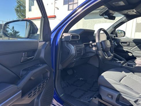 New 2025 Toyota Tacoma SR5 image 9