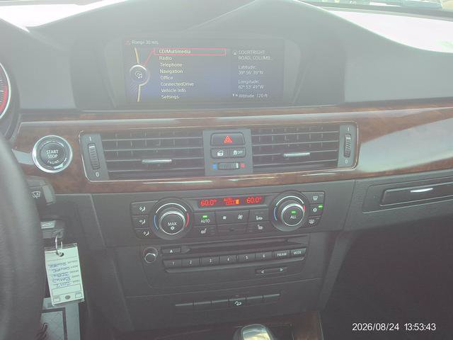 Used 2012 BMW 328i xDrive Coupe AWD/4WD image 12