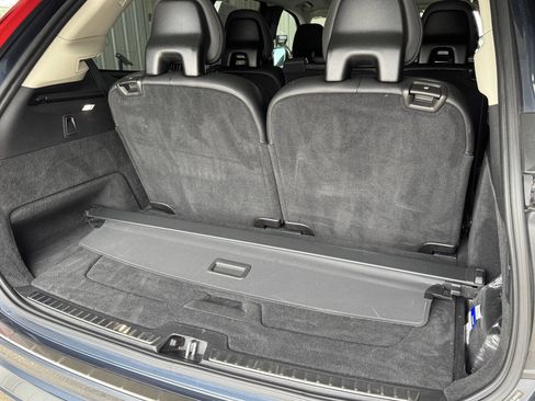 Used 2022 Volvo XC90 T8 Inscription w/ Advanced Package image 35