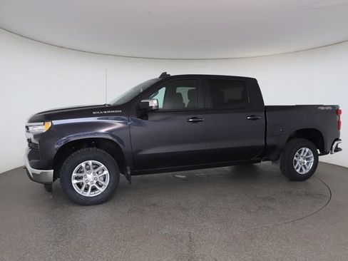 Used 2022 Chevrolet Silverado 1500 LT AWD/4WD image 5