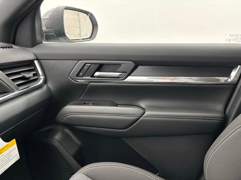 New 2026 GMC Terrain Elevation w/ Black Edition image 30