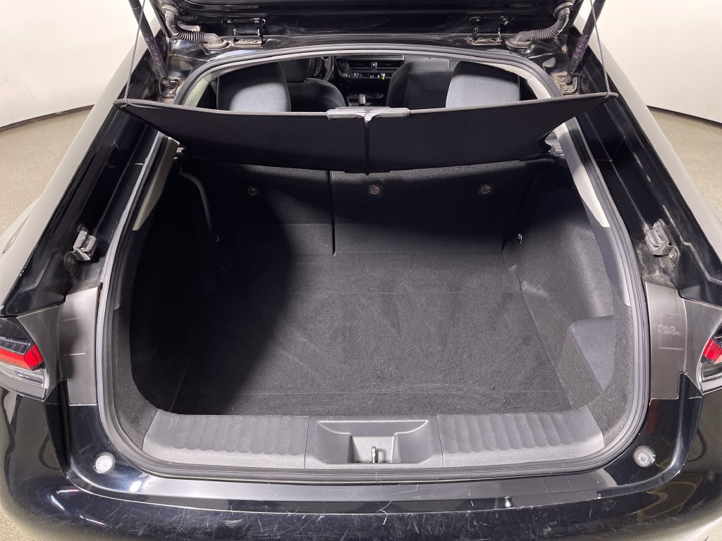 Certified 2024 Toyota Prius LE FWD image 10