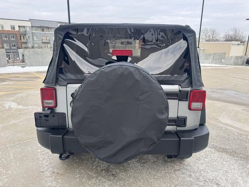 Used 2013 Jeep Wrangler Sport image 4