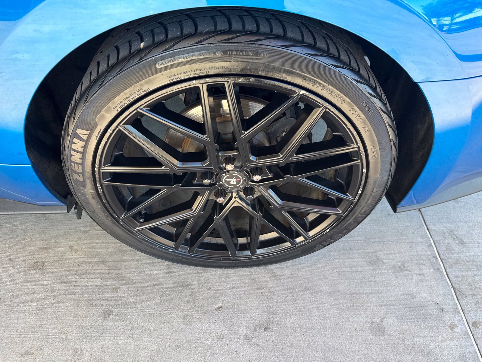 Used 2019 Ford Mustang Coupe RWD image 11