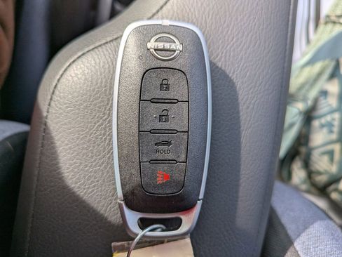 New 2025 Nissan Versa SV w/ Trunk Package FWD image 26