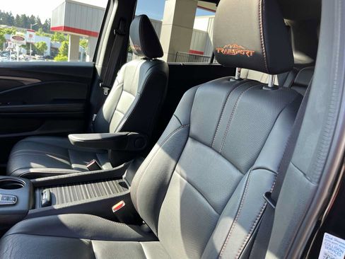 Used 2023 Honda Passport TrailSport image 18