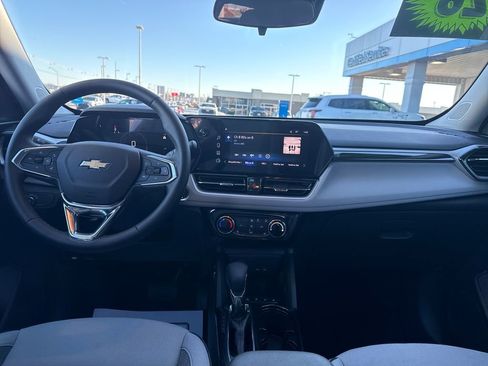 Used 2026 Chevrolet TrailBlazer LT w/ LT Cold Weather Package image 15