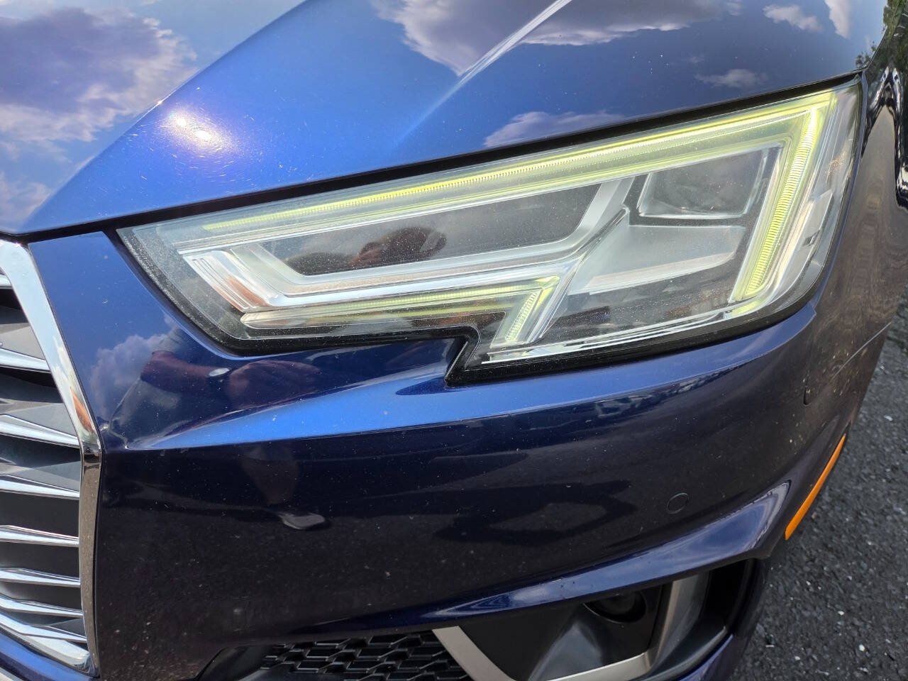 Used 2019 Audi A4 2.0T Premium Plus w/ Premium Plus Package AWD/4WD image 2
