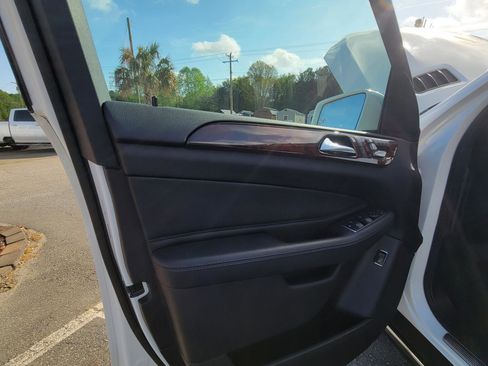 Used 2016 Mercedes-Benz GLE 350 4MATIC w/ Premium Package image 20