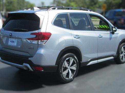 Used 2019 Subaru Forester Touring w/ Popular Package #3 AWD/4WD image 5