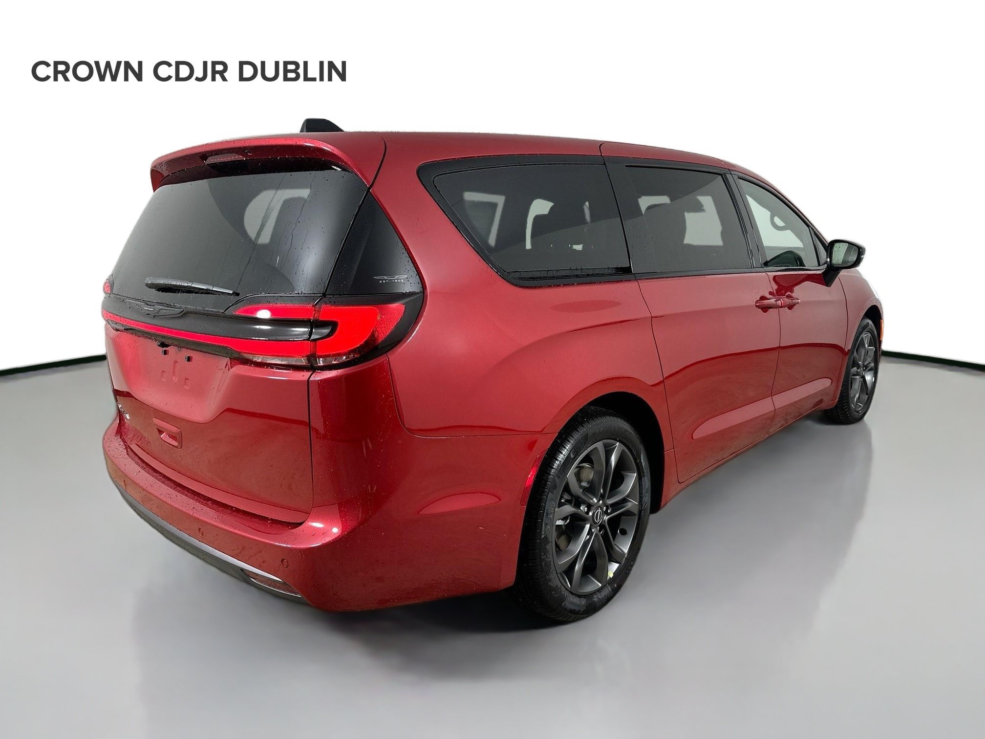 New 2026 Chrysler Pacifica Select FWD image 5