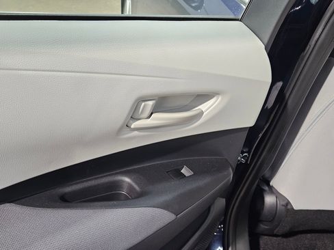 Used 2022 Toyota Corolla LE image 33