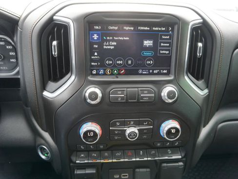 Used 2021 GMC Sierra 1500 AT4 w/ AT4 Premium Package AWD/4WD image 26