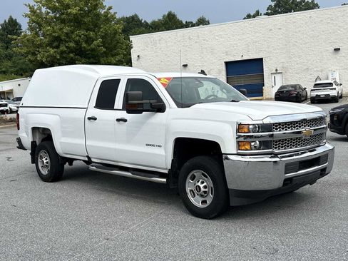 Used 2019 Chevrolet Silverado 2500 W/T w/ WT Convenience Package RWD image 4
