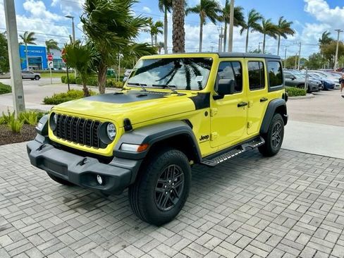 Used 2024 Jeep Wrangler Sport S AWD/4WD image 3