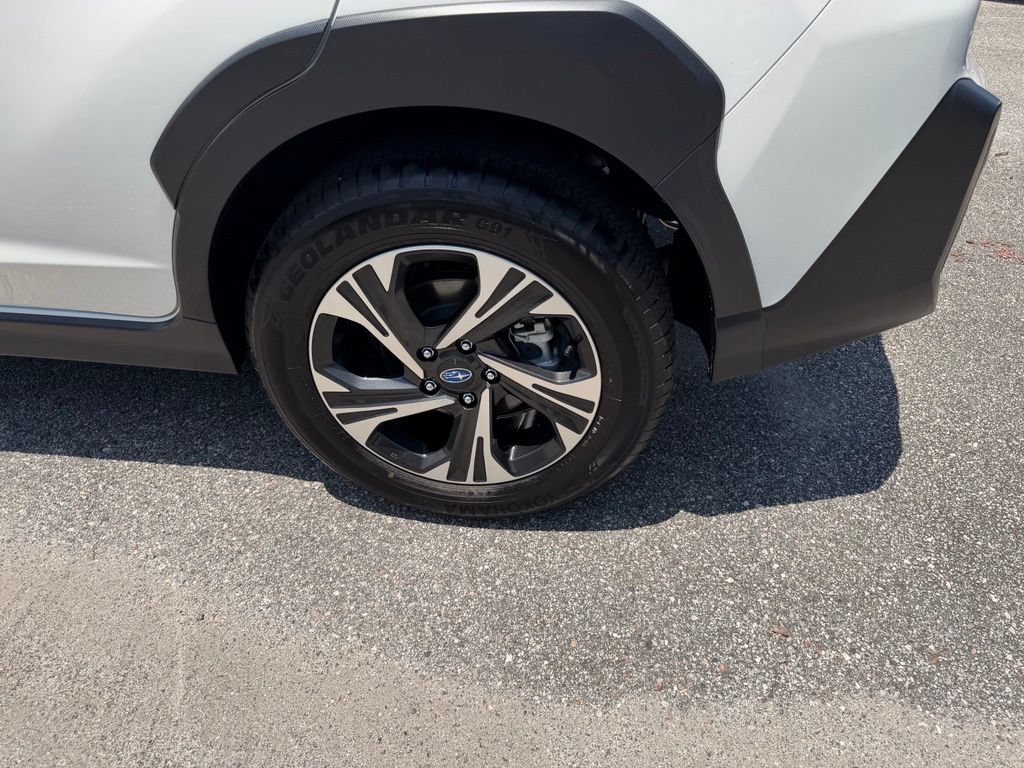 Used 2026 Subaru Crosstrek 2.5i Premium AWD/4WD image 9