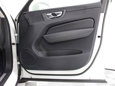 Certified 2023 Volvo XC60 B5 Plus w/ Protection Package Premier image 21