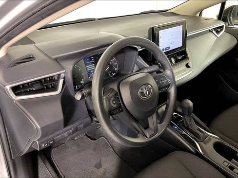 Used 2024 Toyota Corolla LE FWD image 14