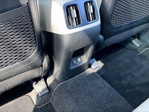 Used 2023 Hyundai Tucson Limited image 34