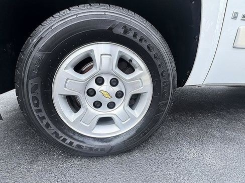 Used 2007 Chevrolet Silverado 1500 LT w/ Safety Package RWD image 8