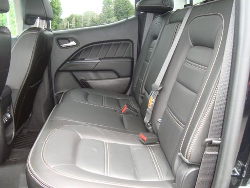 Certified 2022 GMC Canyon Denali image 19