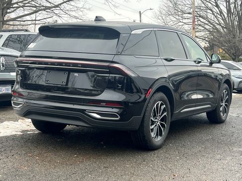 New 2026 Lincoln Nautilus Premier image 4