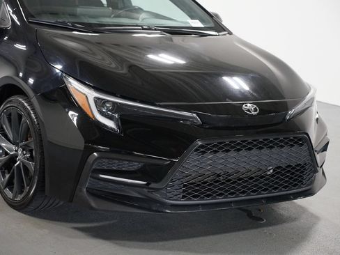 Used 2024 Toyota Corolla SE FWD image 4