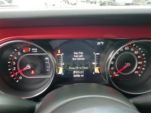 Used 2021 Jeep Wrangler Unlimited Rubicon image 17