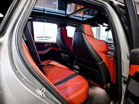 Used 2021 BMW X5 M Competition w/ Competition Package image 23