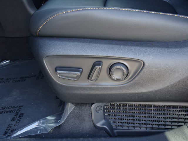 New 2026 Toyota Sienna XLE Woodland Edition AWD/4WD image 9