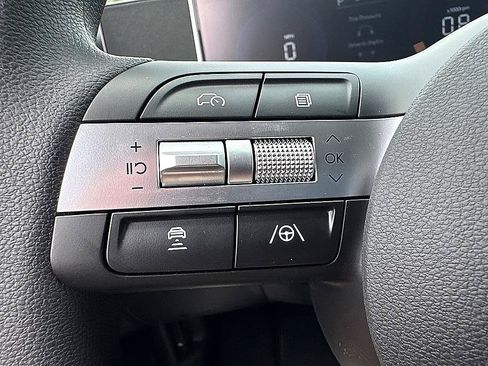 New 2026 Hyundai Tucson SEL Plus FWD image 13