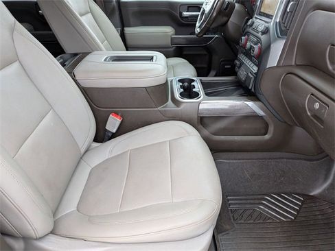 Used 2022 Chevrolet Silverado 2500 LTZ w/ LTZ Plus Package image 31