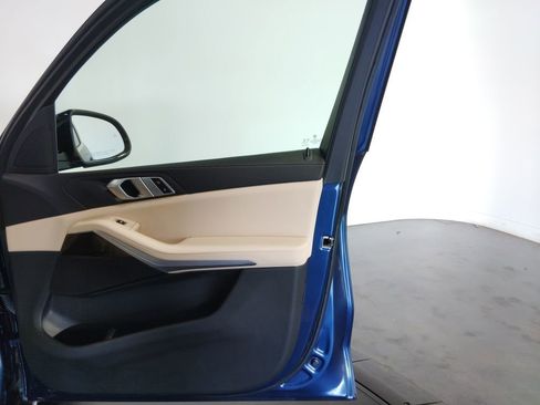 Used 2021 BMW X5 xDrive45e w/ Premium Package 2 image 45