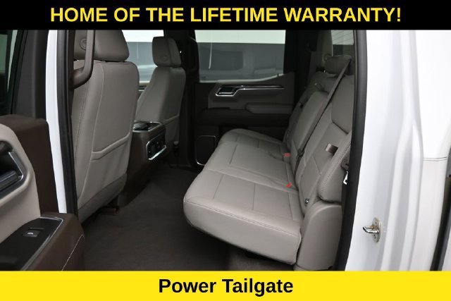 Used 2022 Chevrolet Silverado 1500 LTZ AWD/4WD image 38